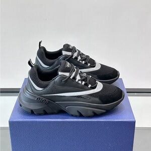 Dior B22 Black and Gray Chunky Mesh-Leather Sneakers